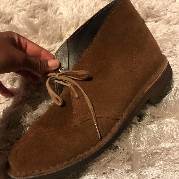 clarks flat boots